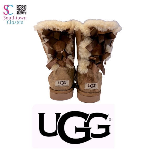 Ugg Bailey Bow Boots Size 7 GUC Super comfortable Stylish BootsI - Picture 2 of 5